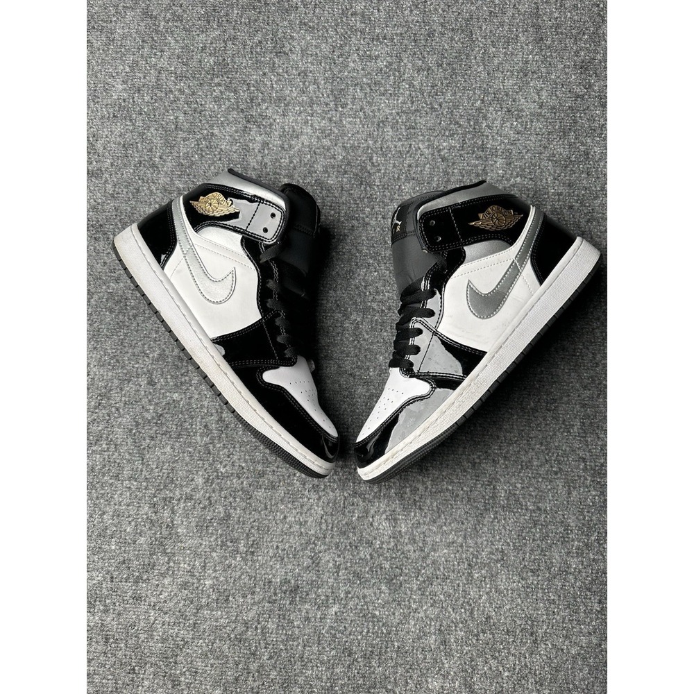 Mens Sneakers Nike Air Jordan 1 Mid SE Black Patent Silver, Size US 9.5